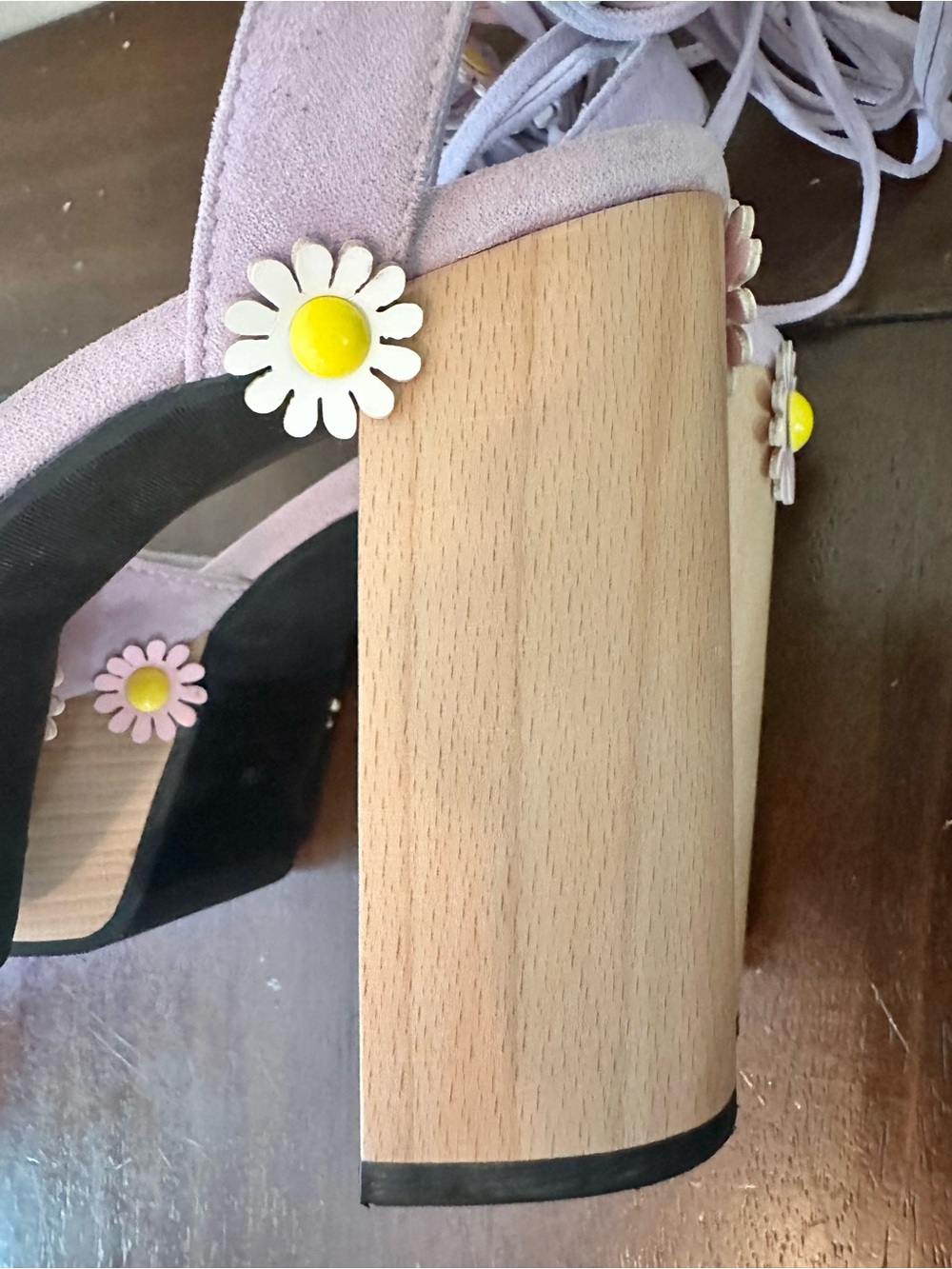 Sugar Thrillz Lilac Lace Up Platform Sandals with Daisy Appliqués, Sz 9 - Picture 5 of 10